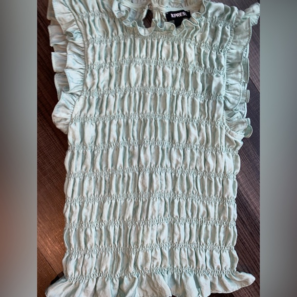 Express green  Ruched Ruffled Blouse - Picture 5 of 8